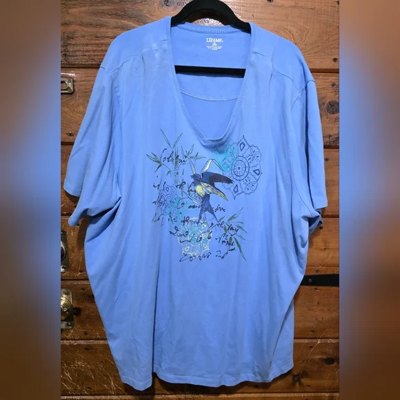 Liz & Me Light Blue Graphic Tee - Picture 1 of 7